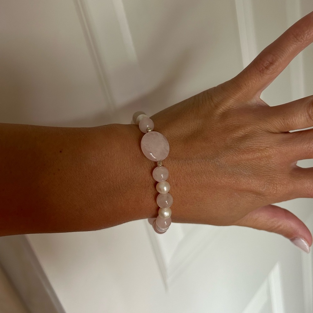 tjazelle pink and pearl bracelet one size - Picture 3 of 3
